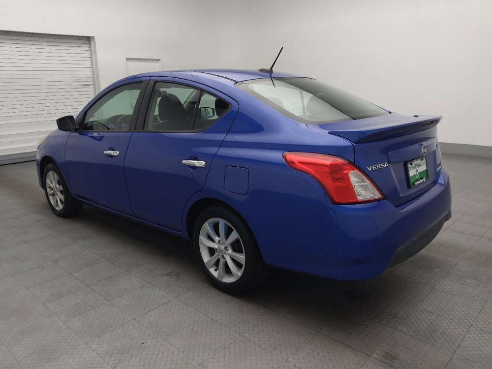 Used 2016 Nissan Versa SL image 3