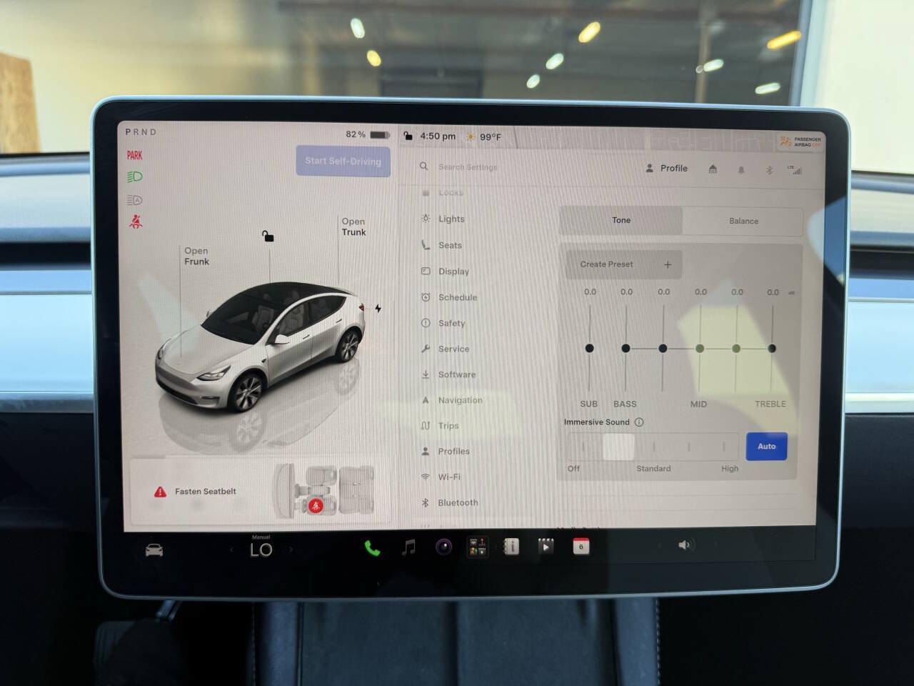 Used 2024 Tesla Model Y Long Range AWD/4WD image 37