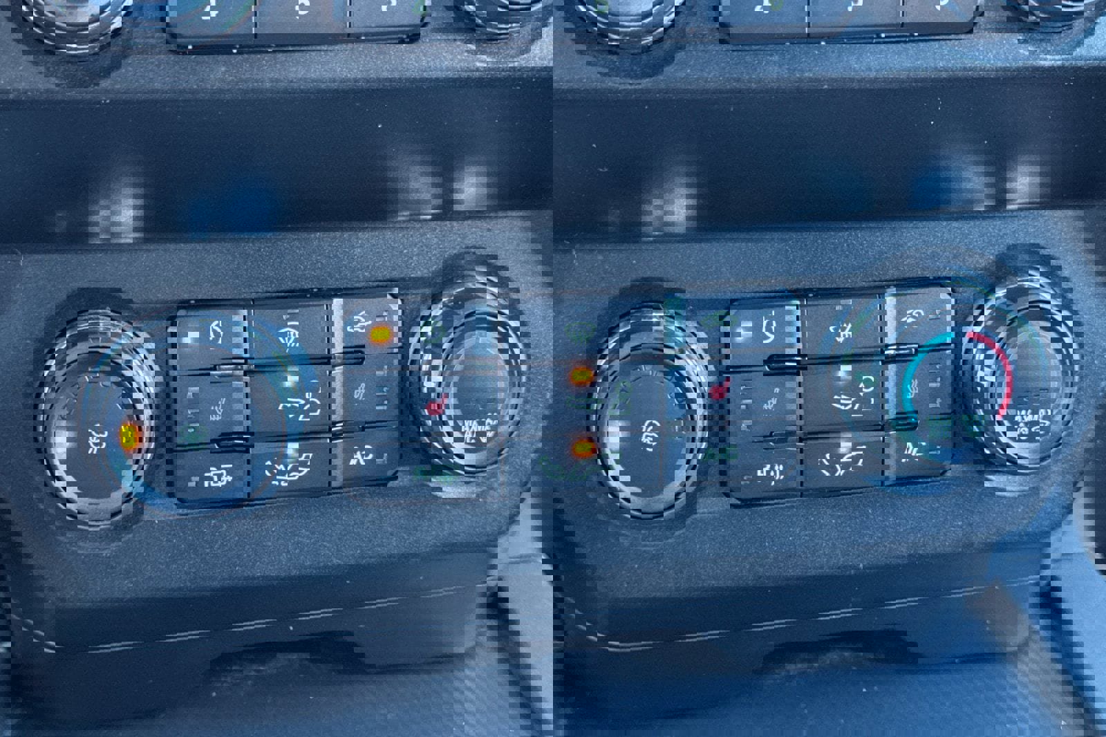 Used 2020 Ford F150 XLT w/ Equipment Group 302A Luxury image 21