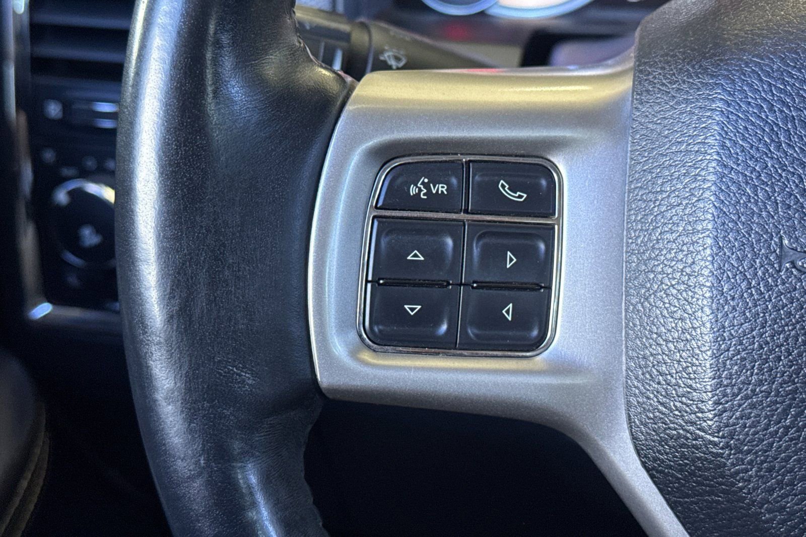 Used 2013 RAM 1500 Laramie w/ Convenience Group AWD/4WD image 33
