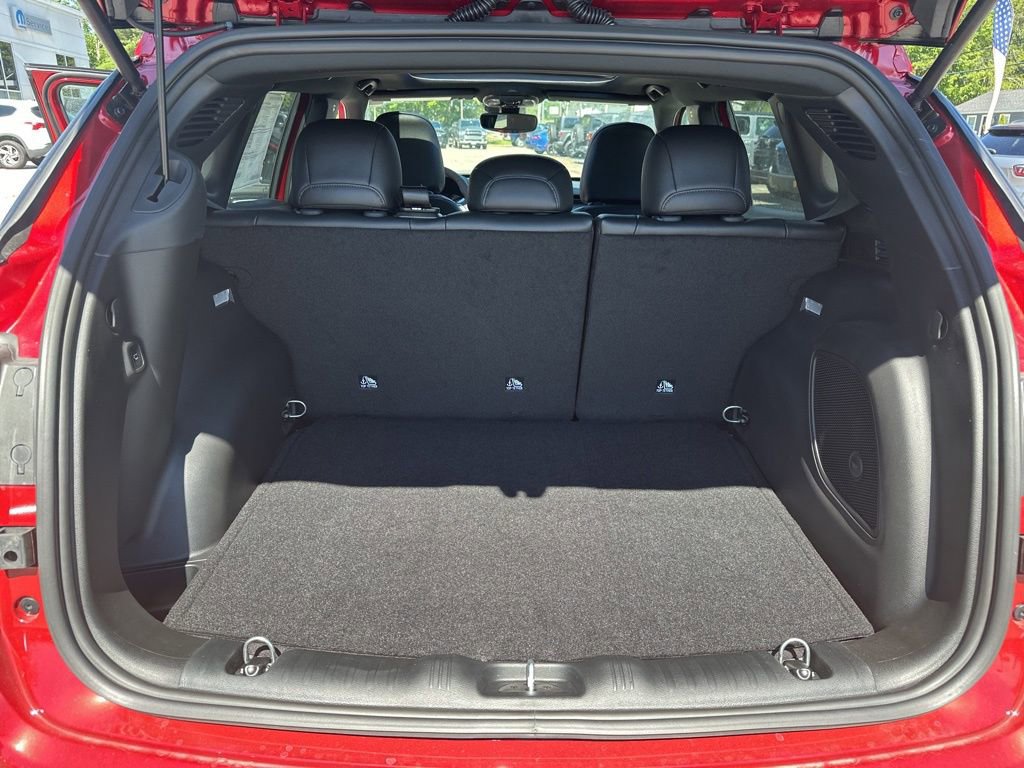 New 2025 Jeep Compass Latitude w/ Sun & Sound Group image 25