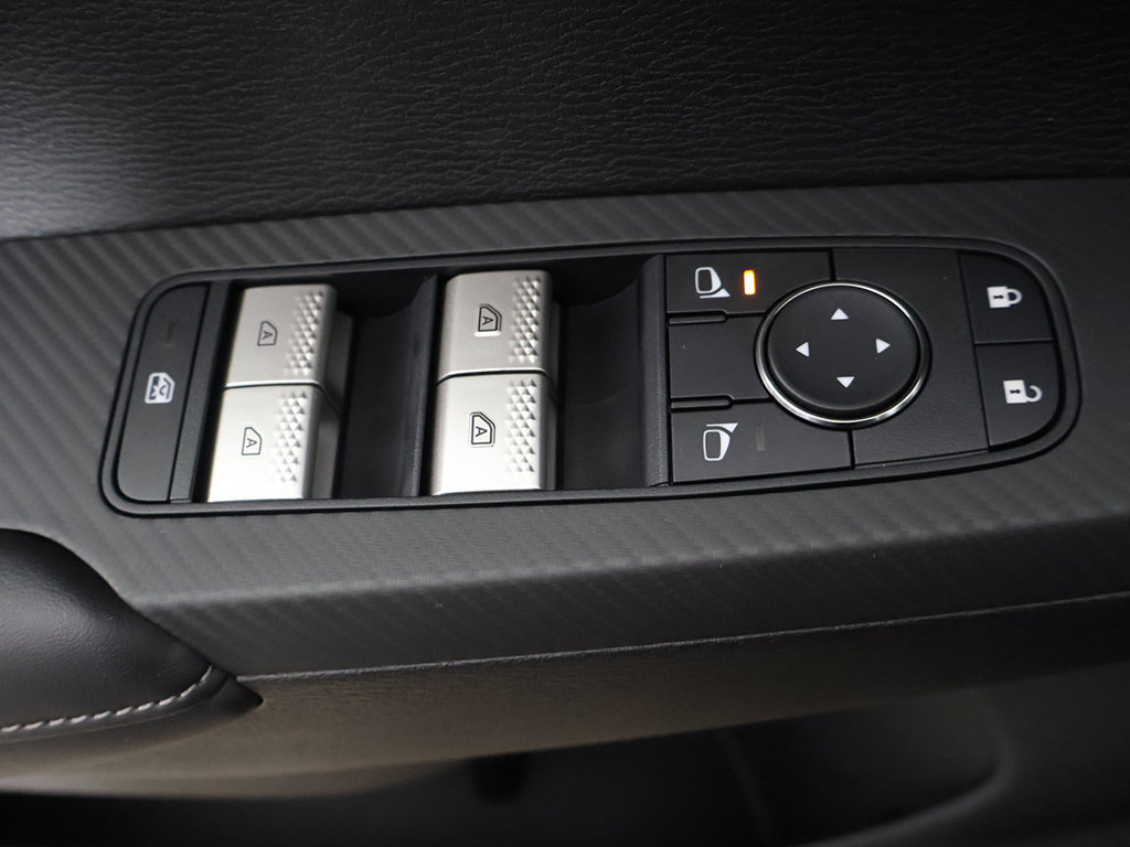 New 2026 Mitsubishi Outlander LE FWD image 35