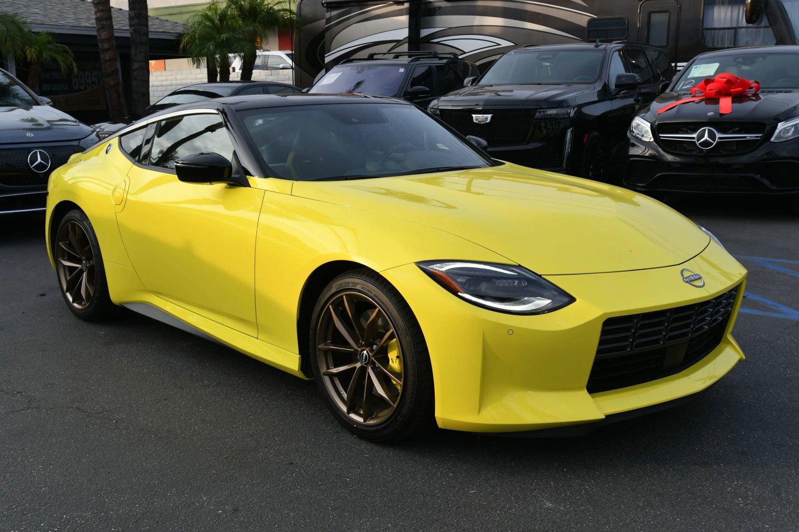 Used 2023 Nissan Z w/ Floor Mat Package (L93) image 1