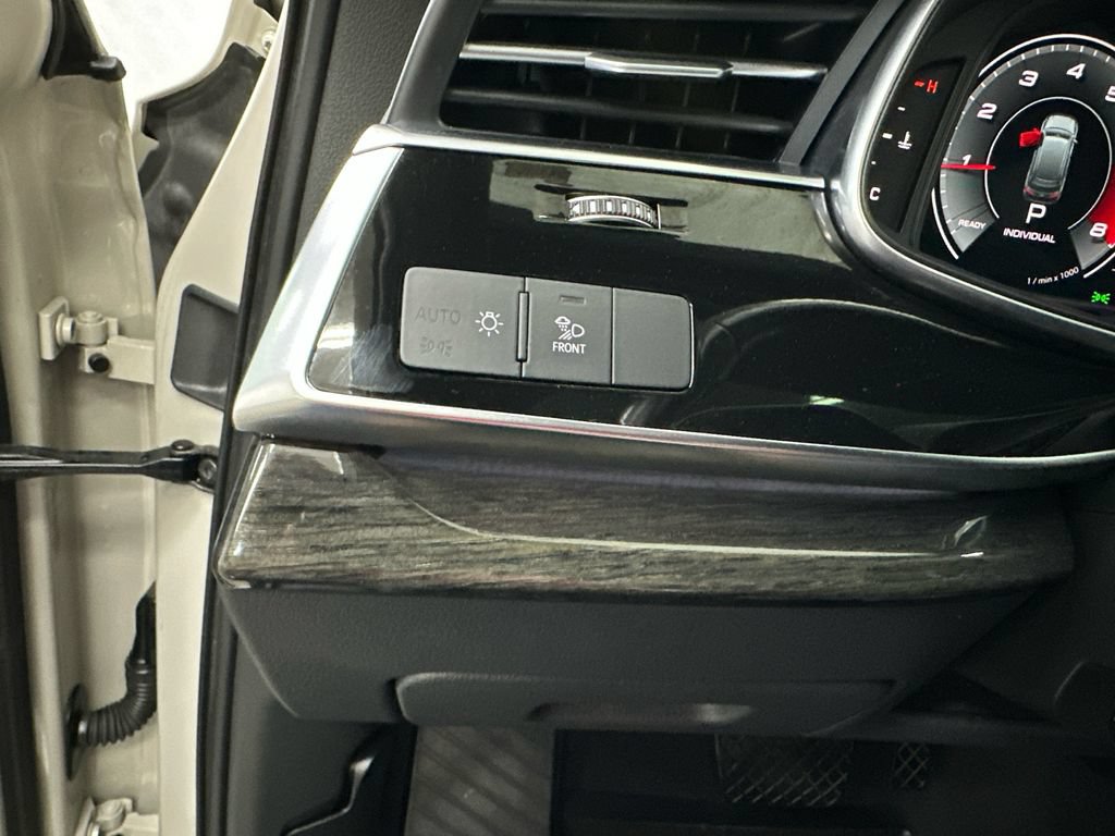 Used 2021 Audi Q7 3.0T Premium Plus w/ Premium Plus Package AWD/4WD image 35