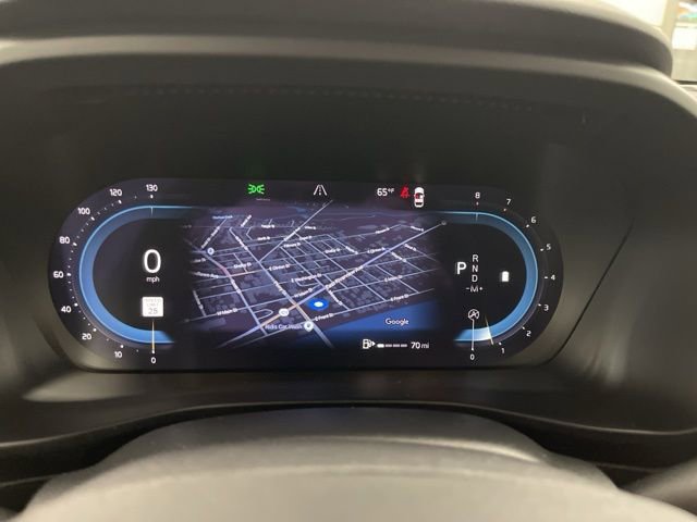 Used 2023 Volvo XC40 B5 Plus w/ Driver Assist Package image 23