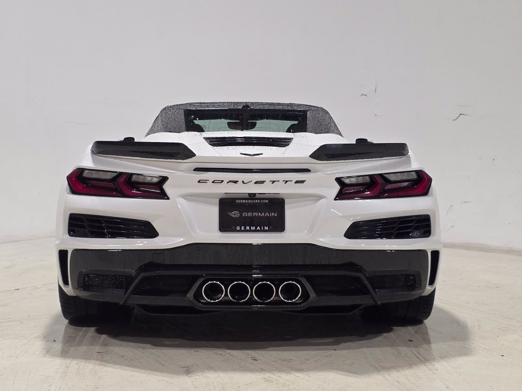 Used 2023 Chevrolet Corvette Z06 RWD image 5
