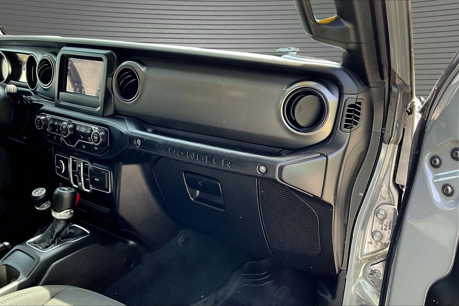 Used 2022 Jeep Wrangler Unlimited Sport AWD/4WD image 18