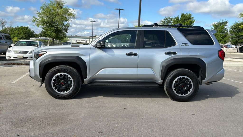 Certified 2025 Toyota 4Runner TRD Off-Road Premium w/ Tow Technology Package image 10