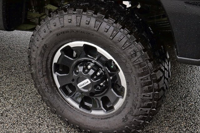 New 2025 Ford F350 XLT w/ Black Appearance Package image 8