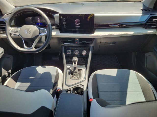 Used 2025 Volkswagen Taos S FWD image 2