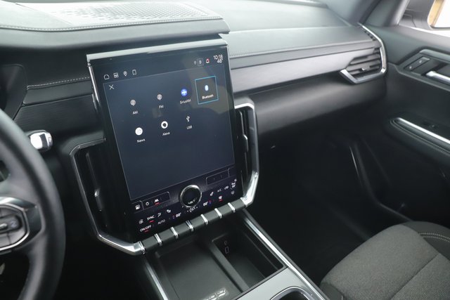 Used 2025 GMC Acadia Elevation image 26