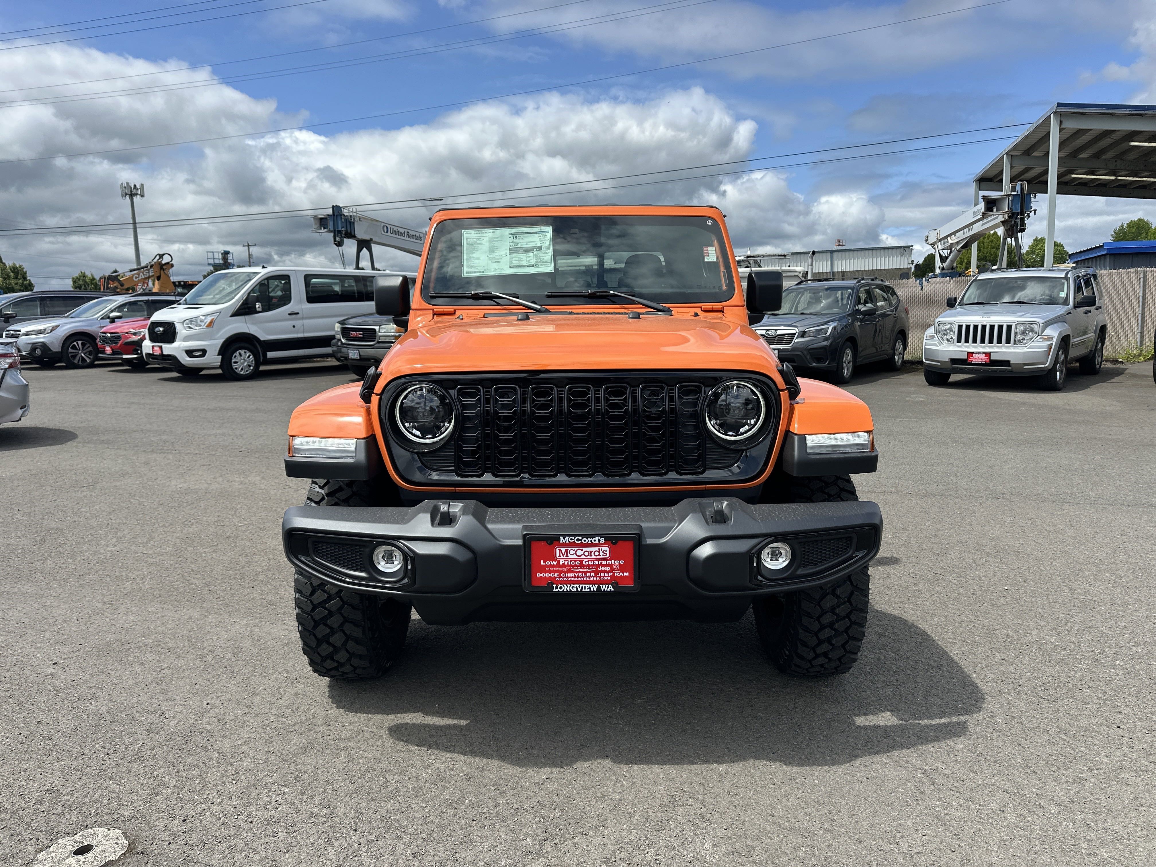 New 2025 Jeep Gladiator Willys image 9