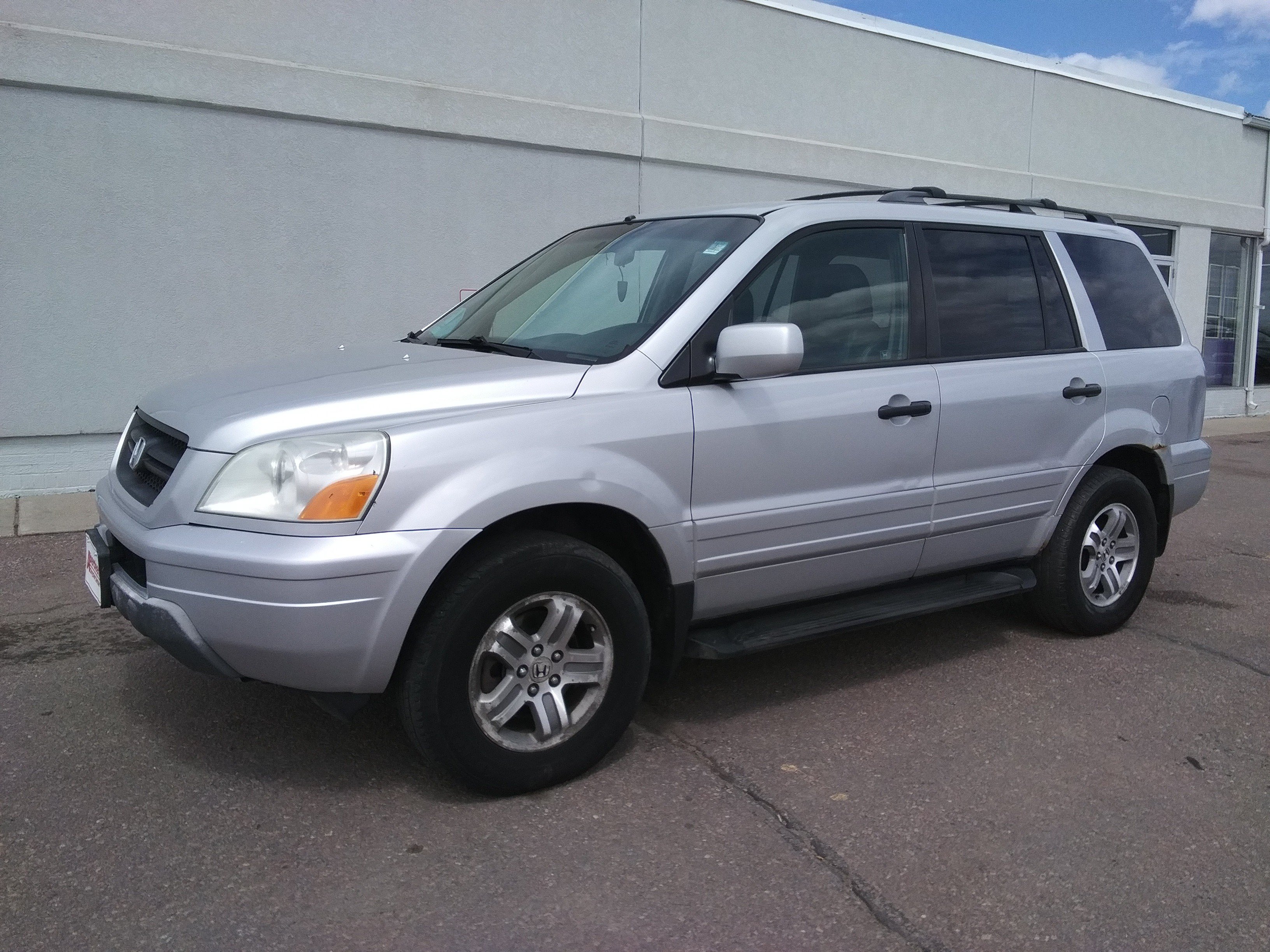 Used 2004 Honda Pilot EX image 2
