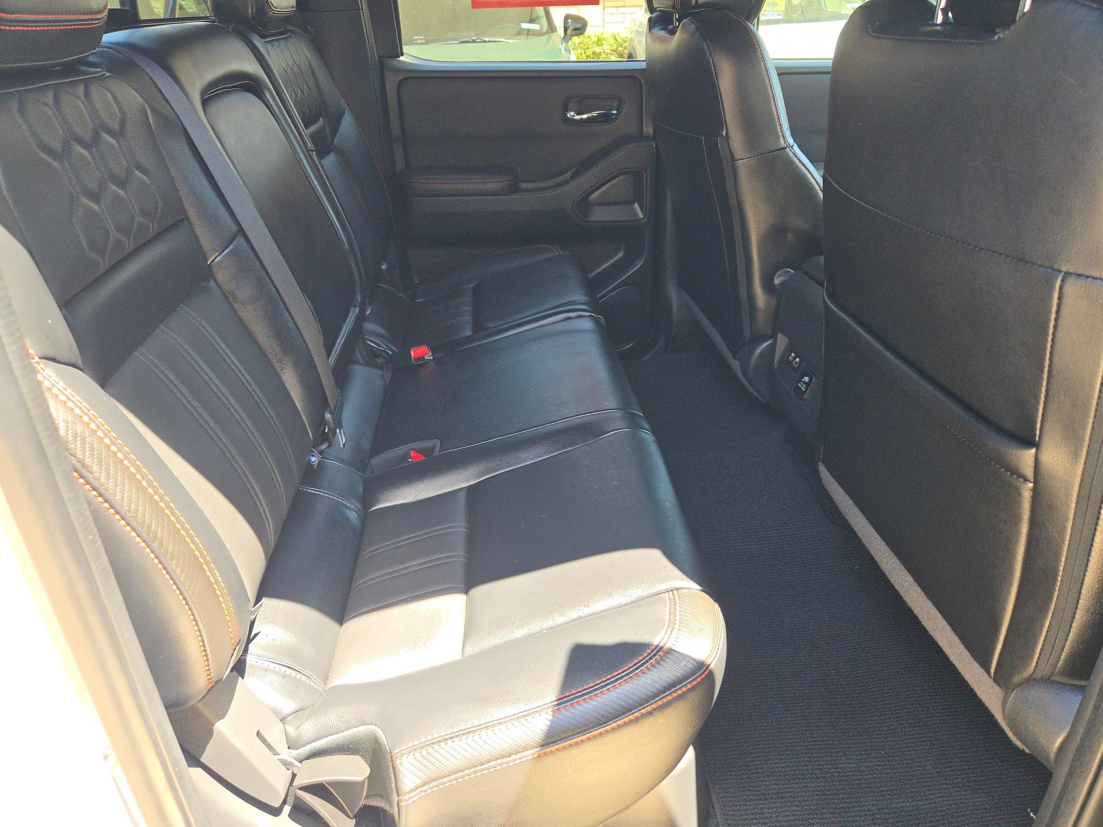 Certified 2024 Nissan Frontier PRO-4X w/ Pro Premium Package AWD/4WD image 25