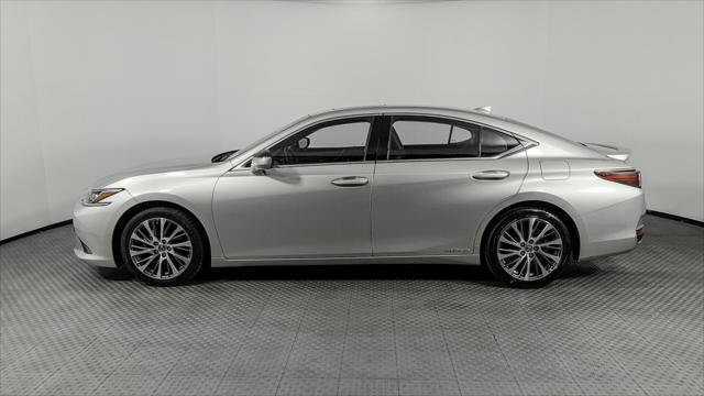 Used 2019 Lexus ES 300h w/ Premium Package FWD image 3