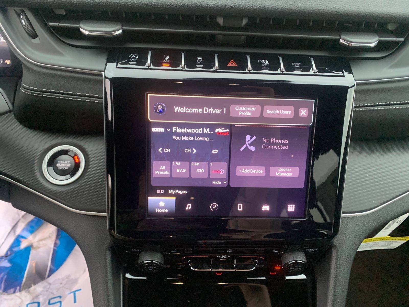 New 2025 Jeep Grand Cherokee 4WD image 33