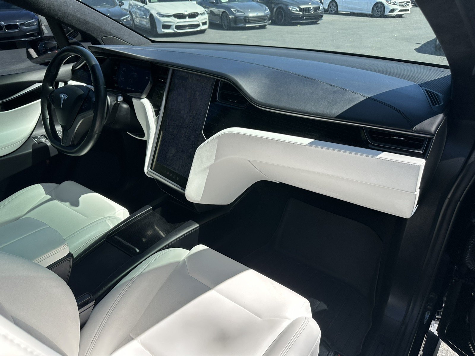 Used 2018 Tesla Model X 75D AWD/4WD image 21