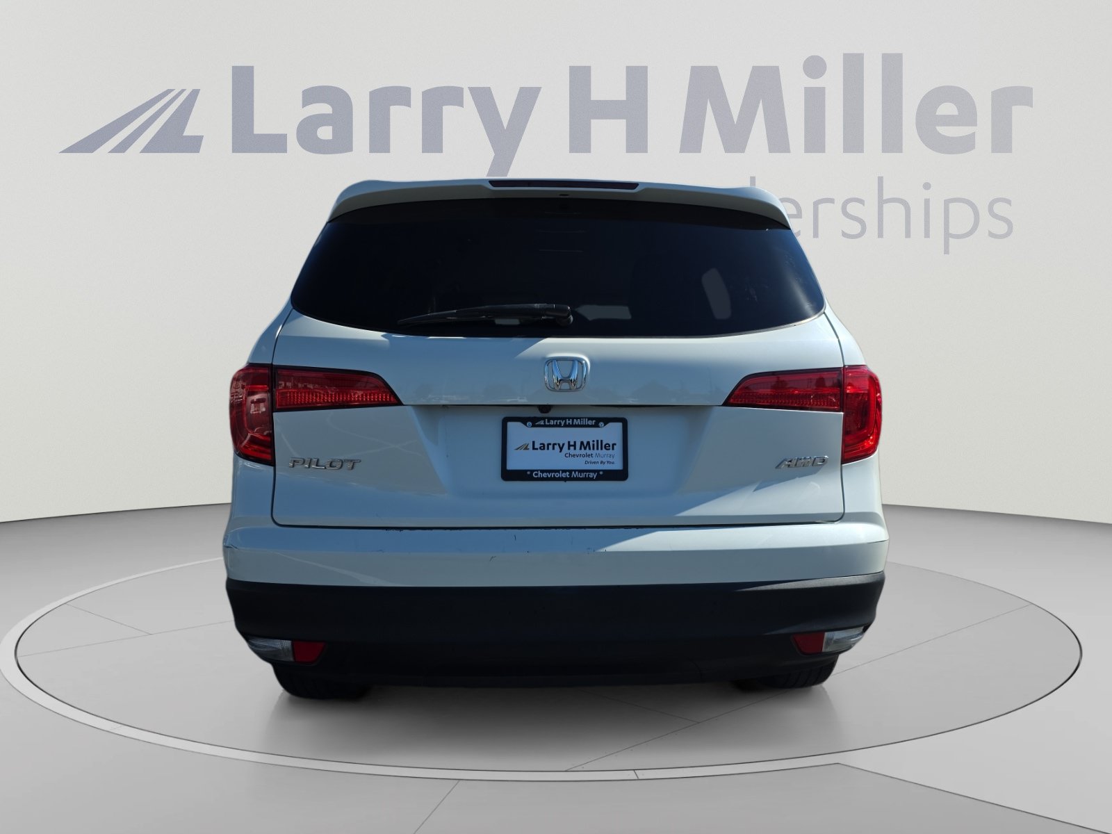 Used 2016 Honda Pilot EX image 4
