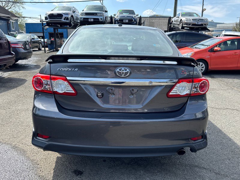 Used 2011 Toyota Corolla S image 8