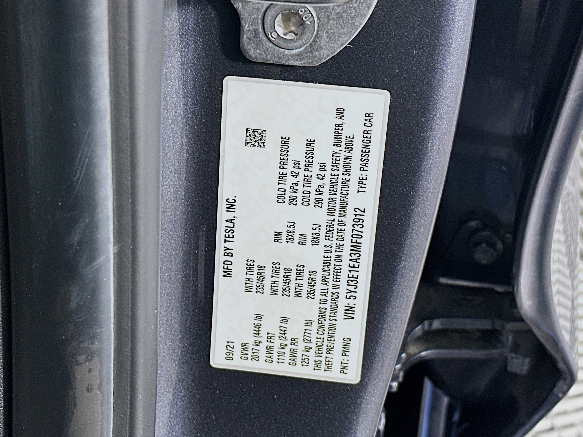 Used 2021 Tesla Model 3 Standard Range Plus image 12