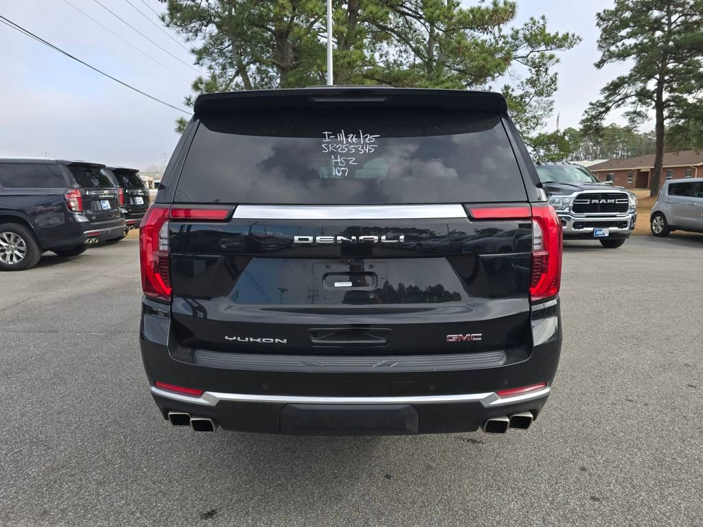 Used 2025 GMC Yukon XL Denali image 4