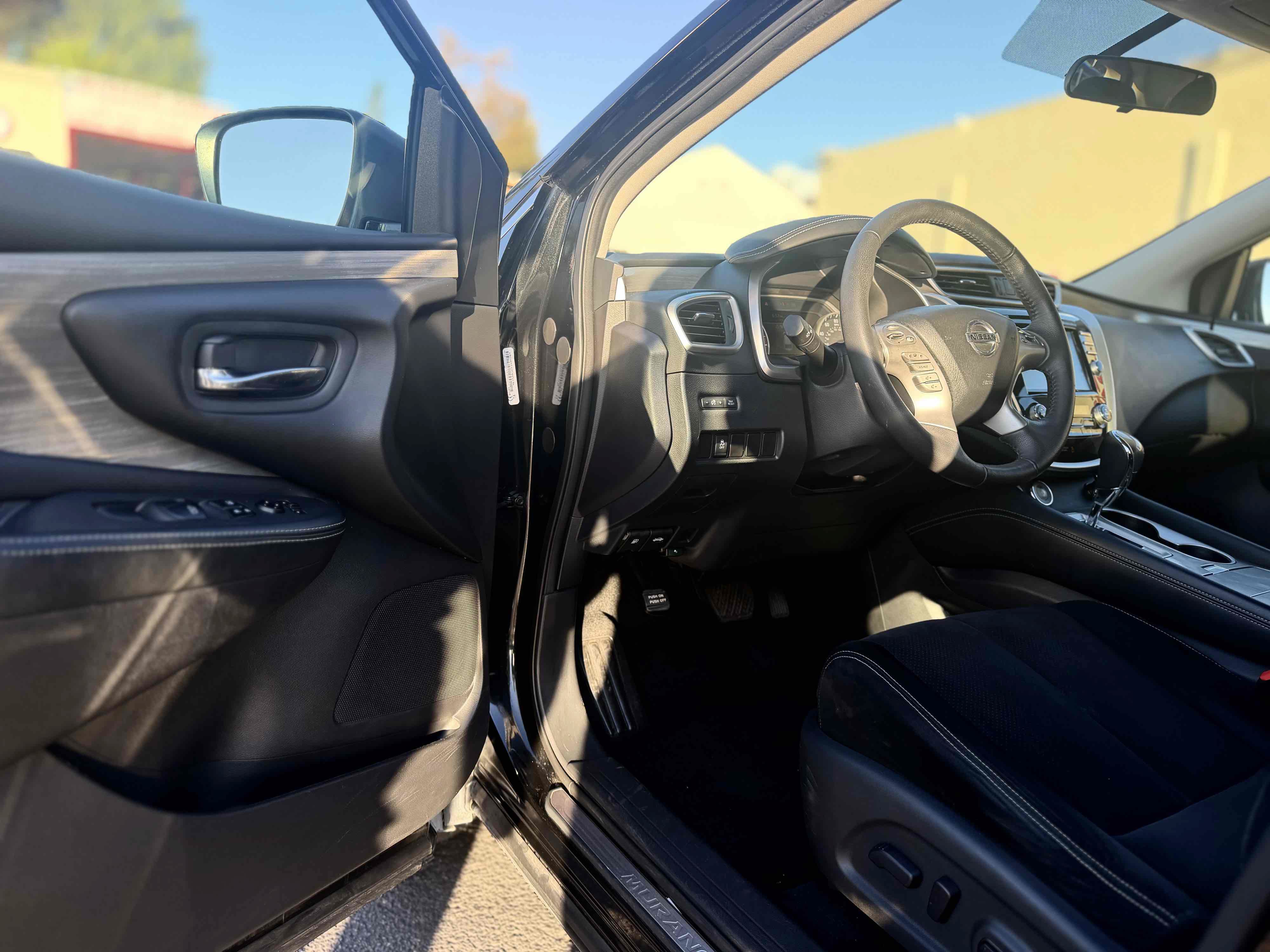 Used 2017 Nissan Murano SV w/ Cargo Package FWD image 15