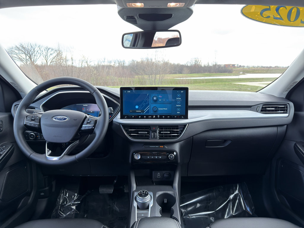 Used 2025 Ford Escape Platinum AWD/4WD image 19