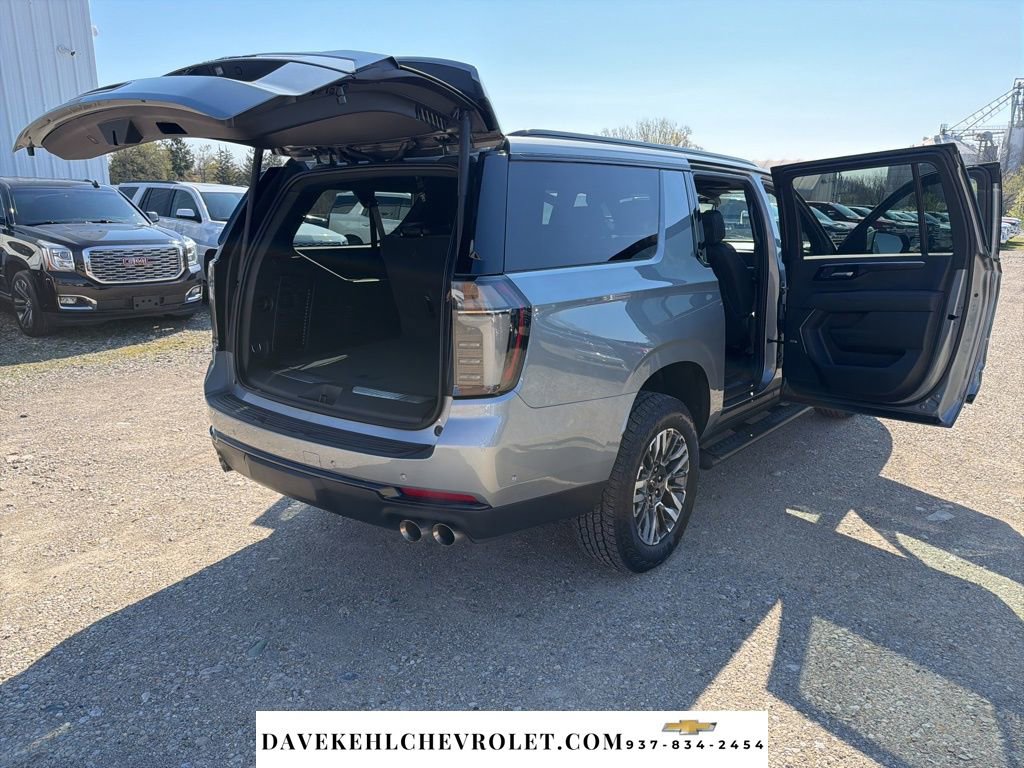 Used 2026 Chevrolet Suburban Z71 w/ Comfort Package AWD/4WD image 34