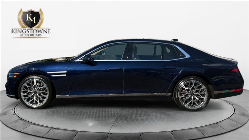 Used 2023 Genesis G90 3.5T AWD/4WD image 2