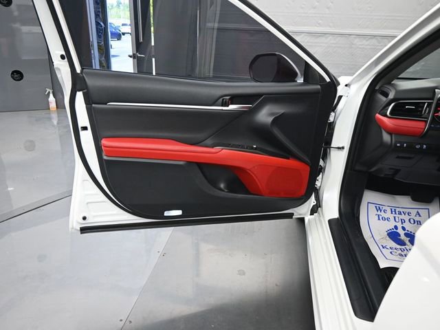 Used 2021 Toyota Camry XSE w/ Navigation Package FWD image 9