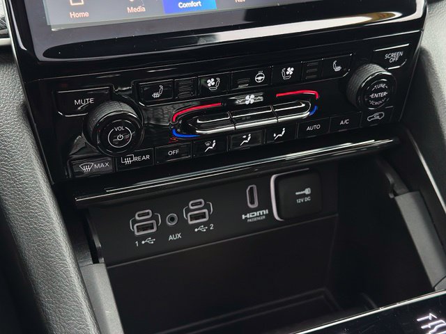 Used 2023 Jeep Grand Cherokee Trailhawk AWD/4WD image 15