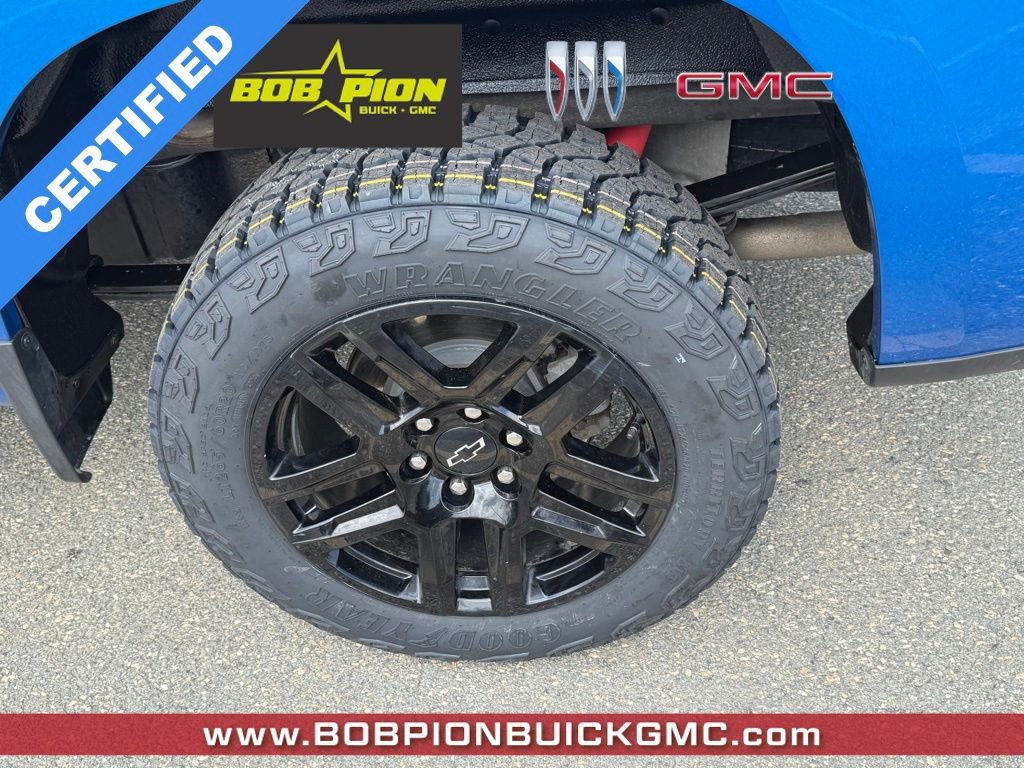 Used 2023 Chevrolet Silverado 1500 LT Trail Boss image 7