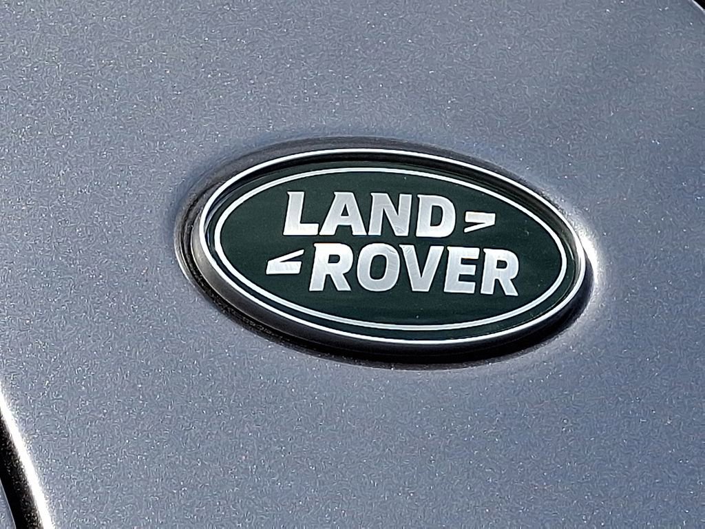 New 2026 Land Rover Discovery Sport Landmark image 18