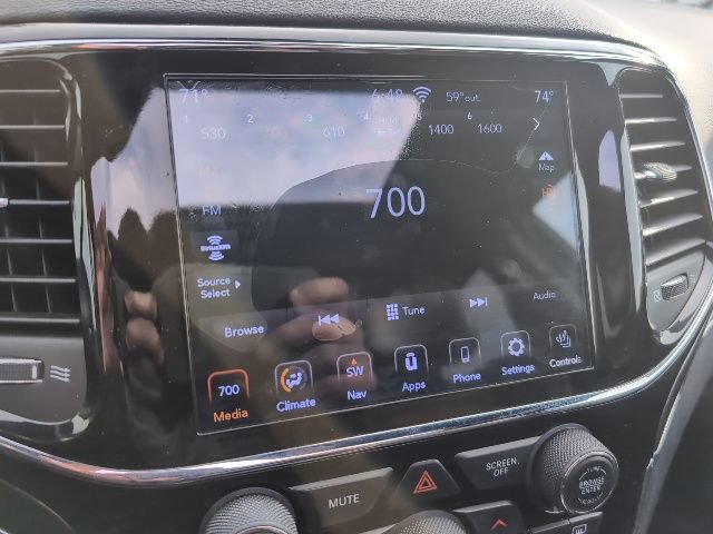 Used 2020 Jeep Grand Cherokee Trailhawk AWD/4WD image 7