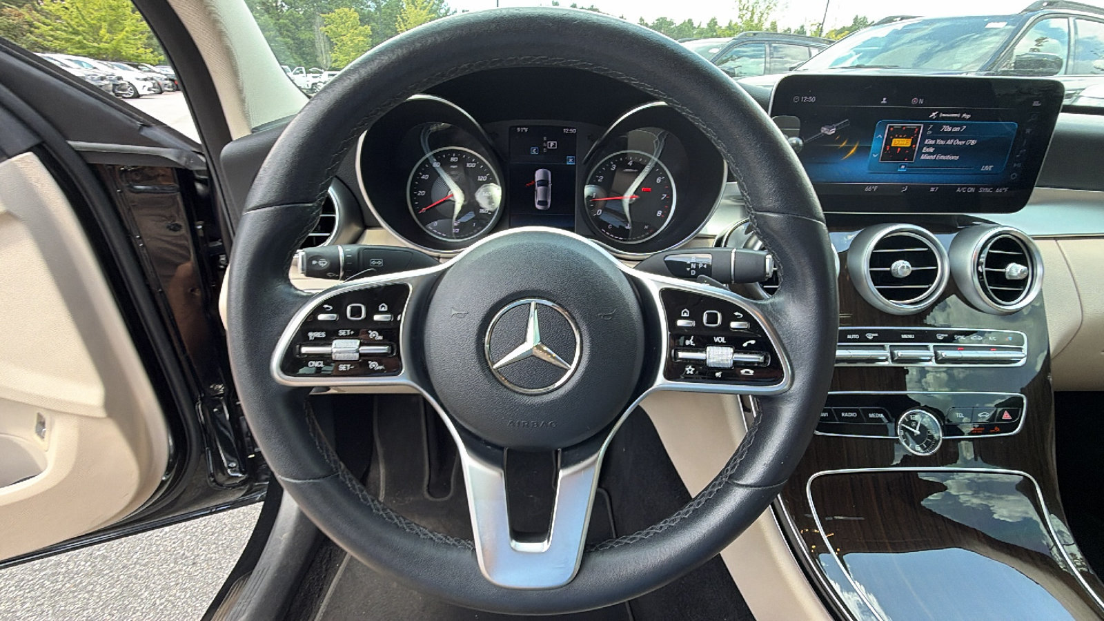 Used 2019 Mercedes-Benz C 300 Sedan image 25