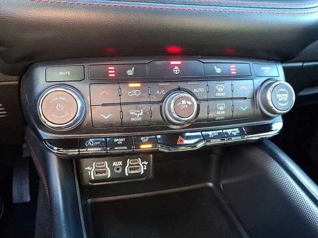 Used 2023 Dodge Durango GT image 17