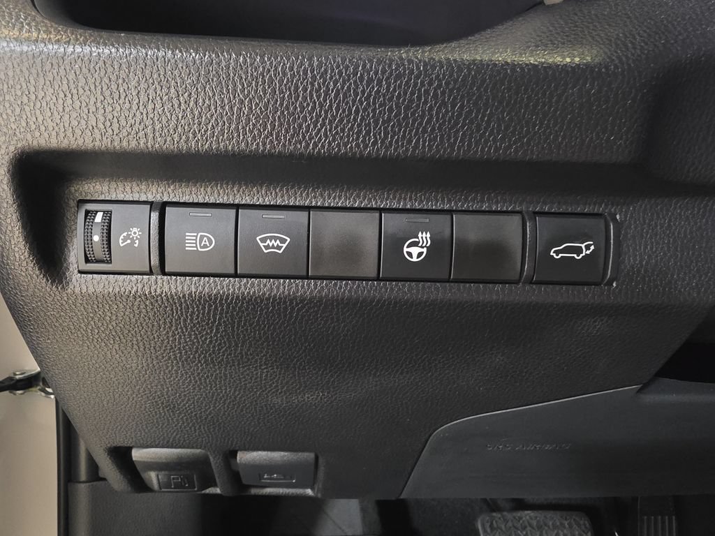 Used 2025 Toyota RAV4 XLE w/ Convenience Package AWD/4WD image 17
