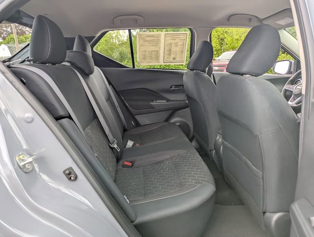 Used 2023 Nissan Kicks SV w/ Interior Electronics Package FWD image 29