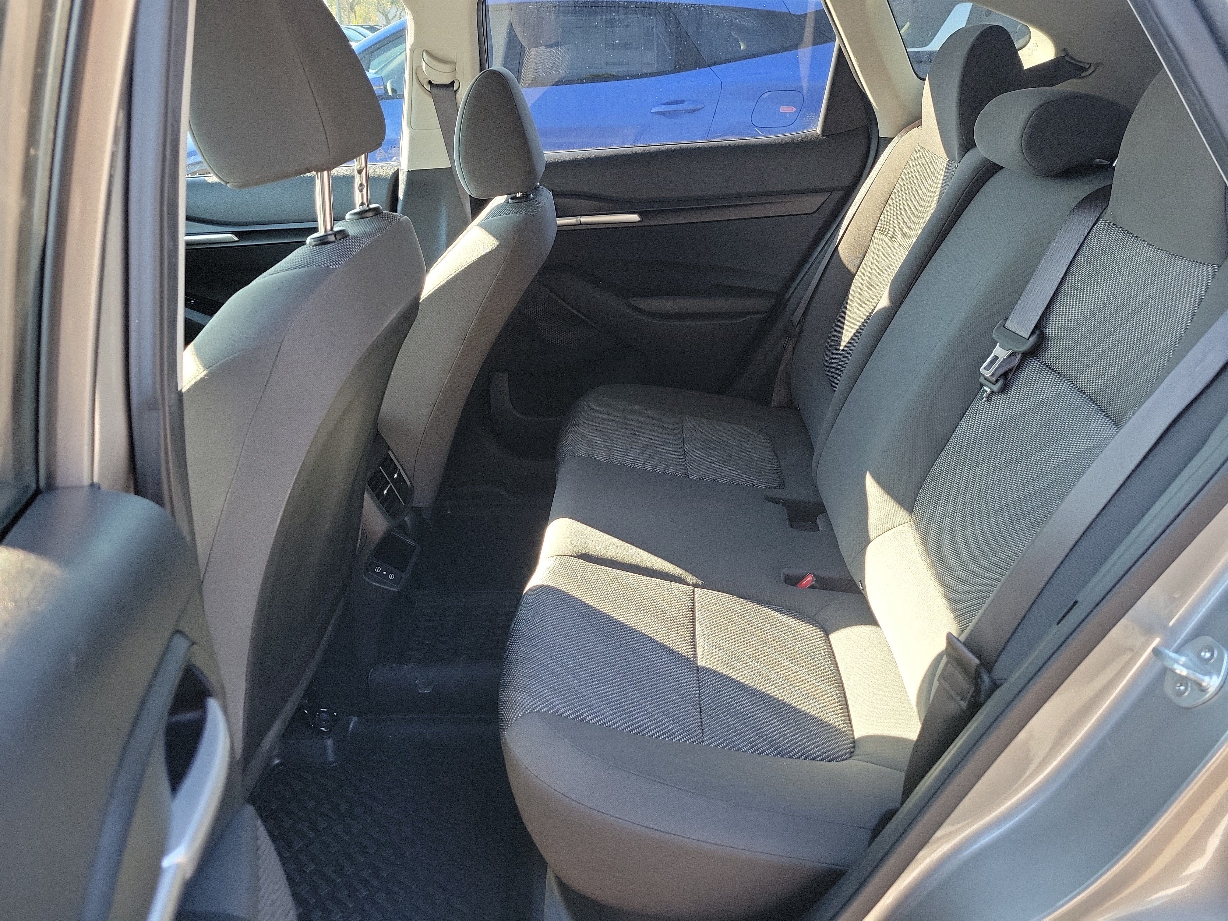 Used 2024 Kia Seltos LX AWD/4WD image 13