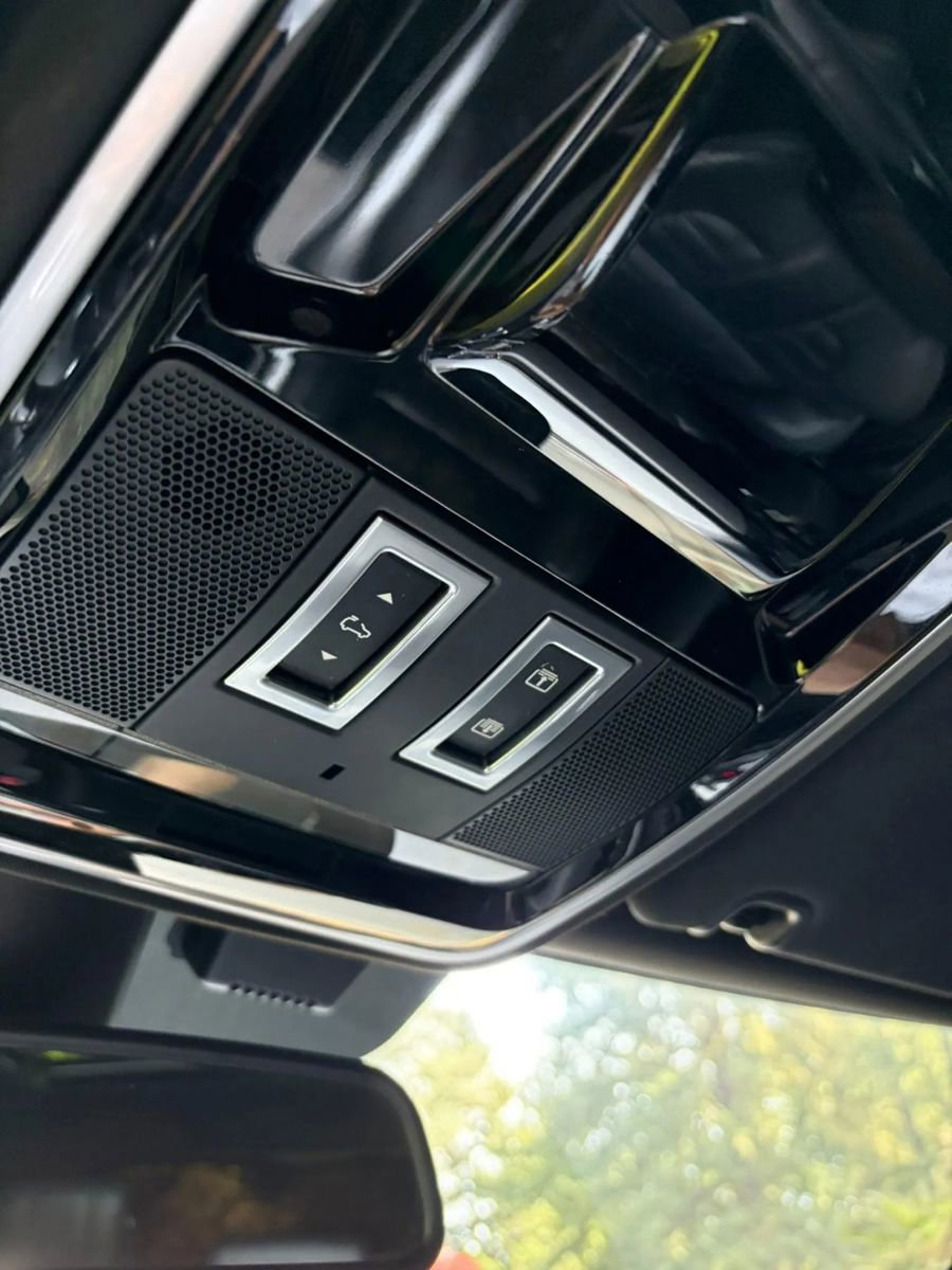 Used 2014 Land Rover Range Rover Sport Autobiography image 18