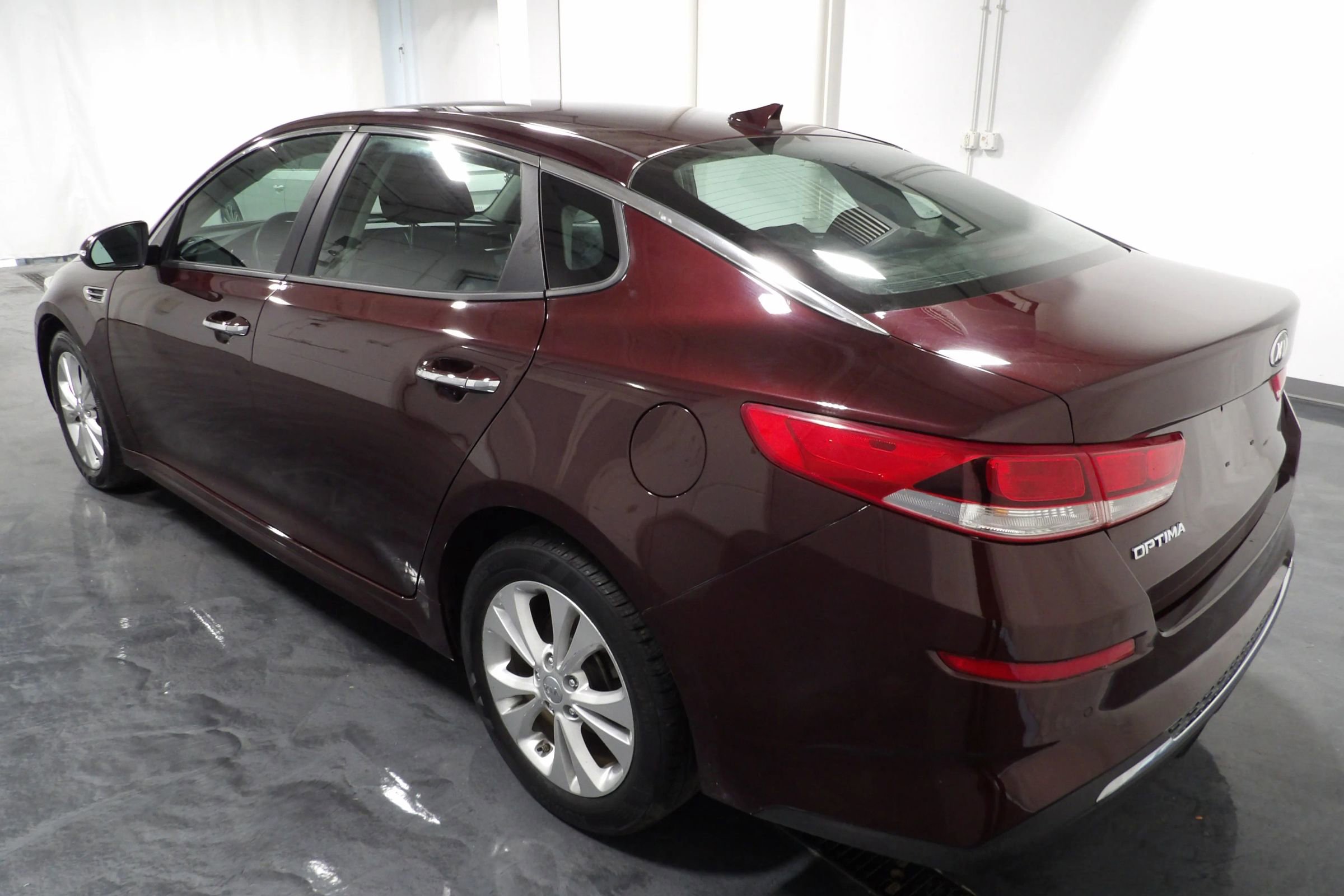 Used 2019 Kia Optima LX w/ LX 17" Wheel Package image 5