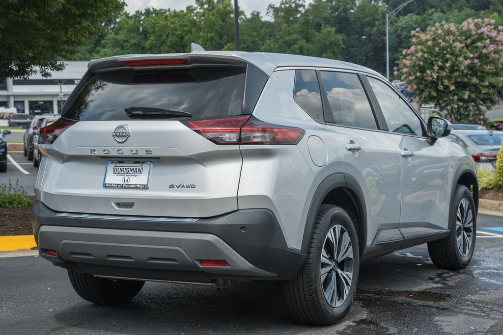 Used 2023 Nissan Rogue SV AWD/4WD image 5