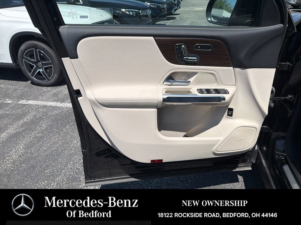 New 2026 Mercedes-Benz GLB 250 4MATIC image 7