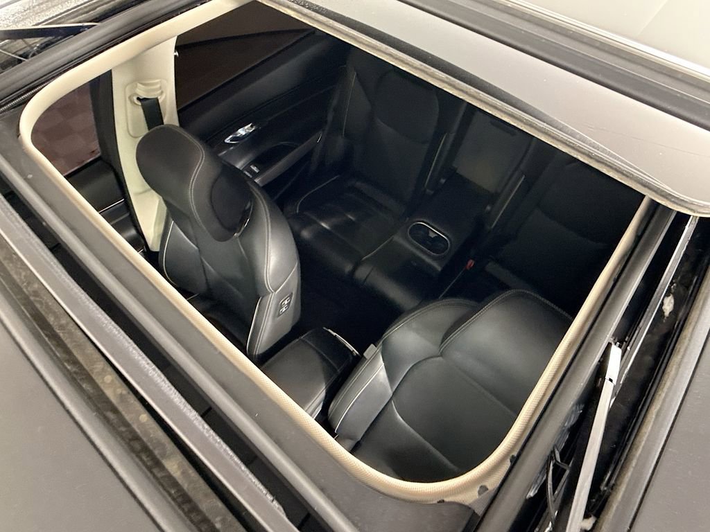 Used 2024 Genesis GV70 2.5T Advanced w/ Advanced Package image 22