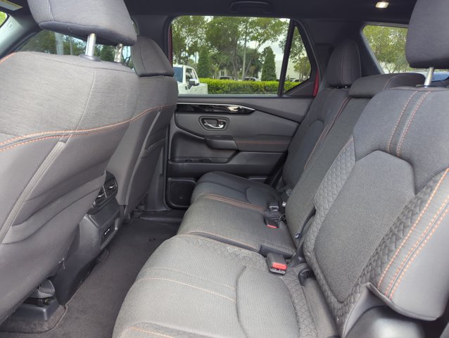 Used 2024 Honda Pilot Sport image 14