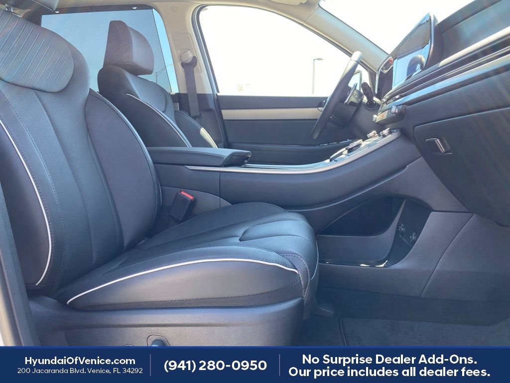 Certified 2025 Hyundai Palisade SEL FWD image 19