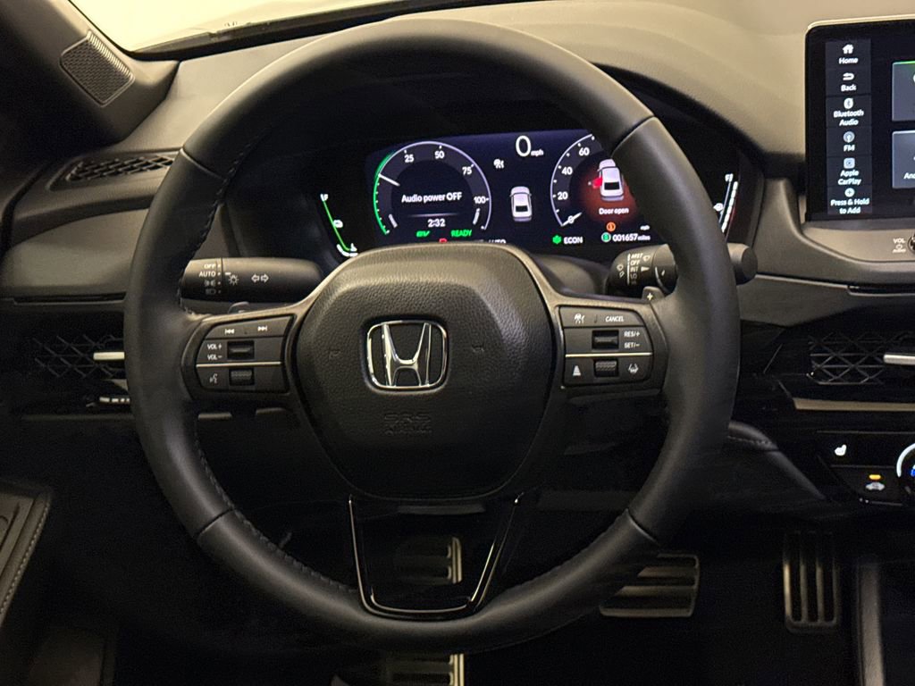 Used 2025 Honda Accord Sport image 14