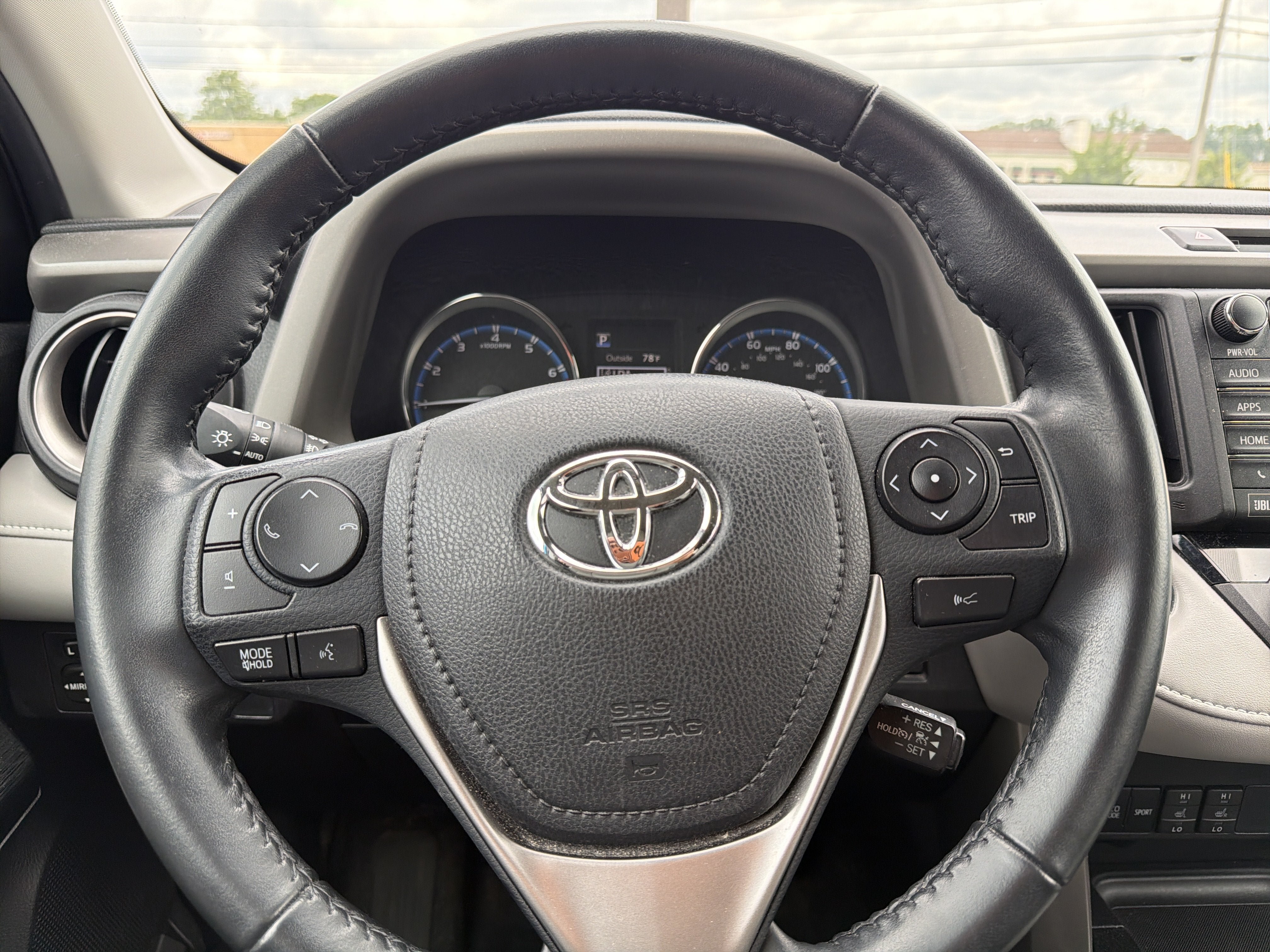 Certified 2018 Toyota RAV4 Limited w/ Advanced Technology Package AWD/4WD image 14
