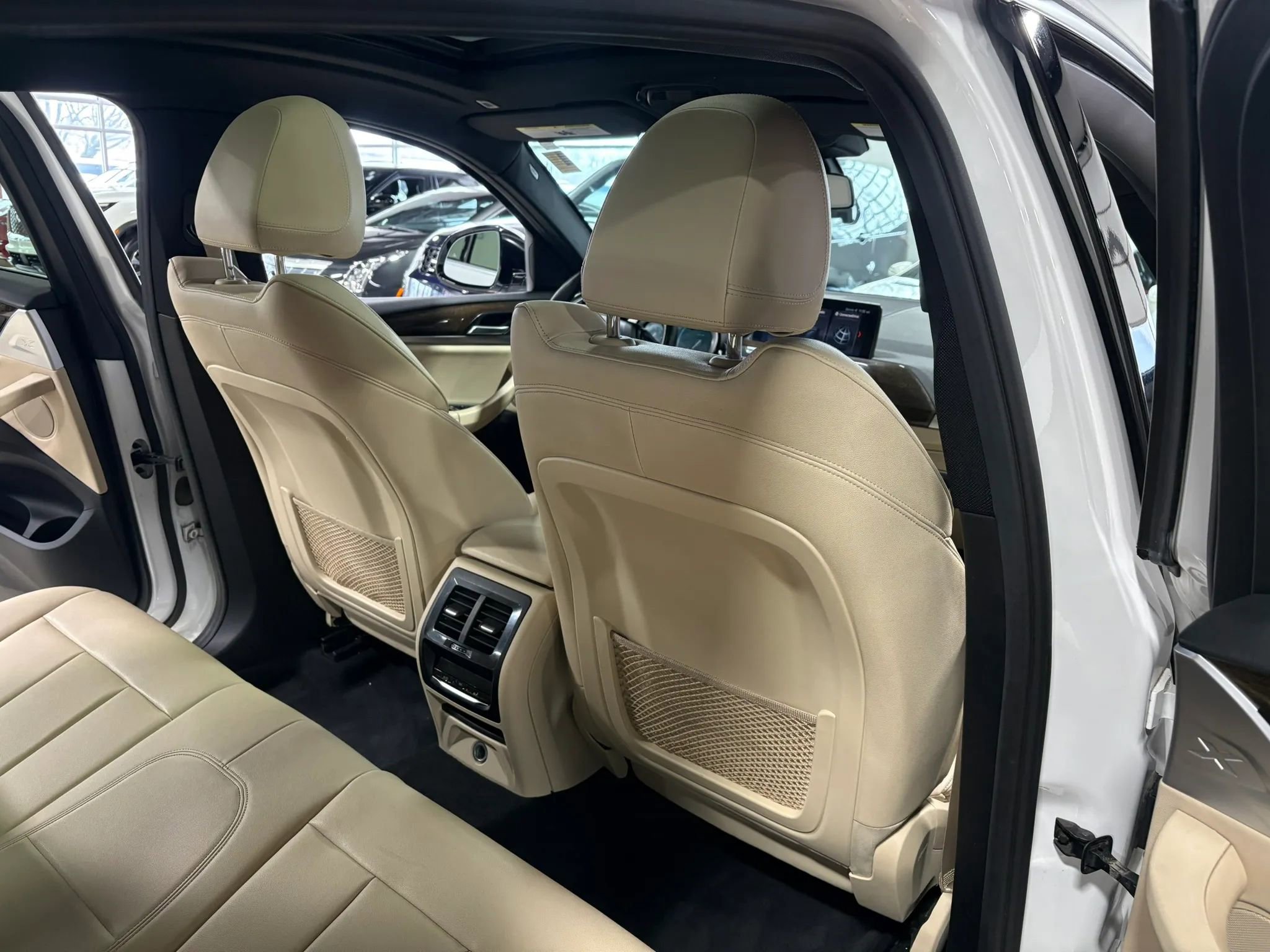 Used 2019 BMW X4 xDrive30i w/ Convenience Package AWD/4WD image 31