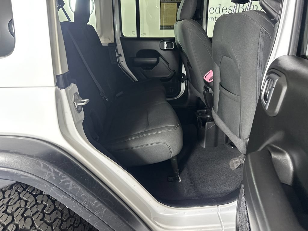 Used 2022 Jeep Wrangler Unlimited Sport w/ Xtreme Recon 35" Tire Package AWD/4WD image 15